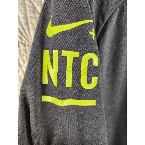 Nike Men's Gray Performance Jacket Size Large Athleisure - Picture 2 of 8